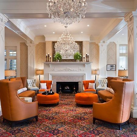 Wayne Hotel Interior photo